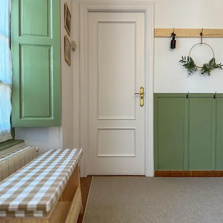 Mies De Sabres * سانتيانا ذيل مار