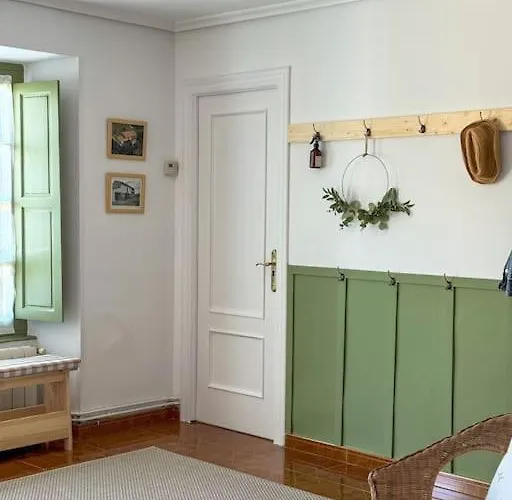 Mies De Sabres Дом отдыха Сантильяна-дель-Мар